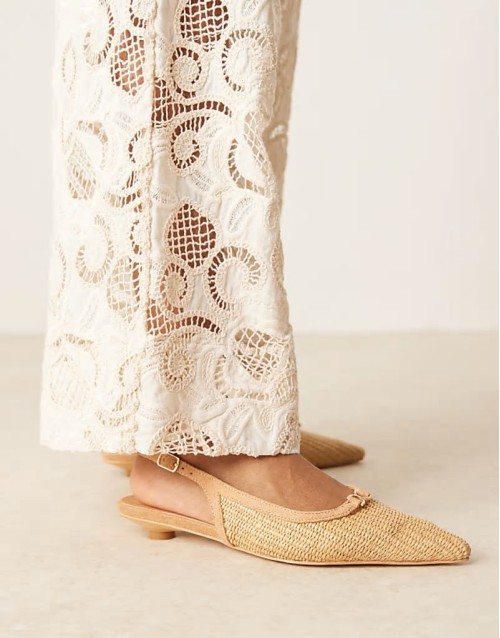 slingback low heeled shoes in natural raffia