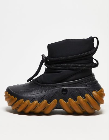 unisex echo boots in black gum