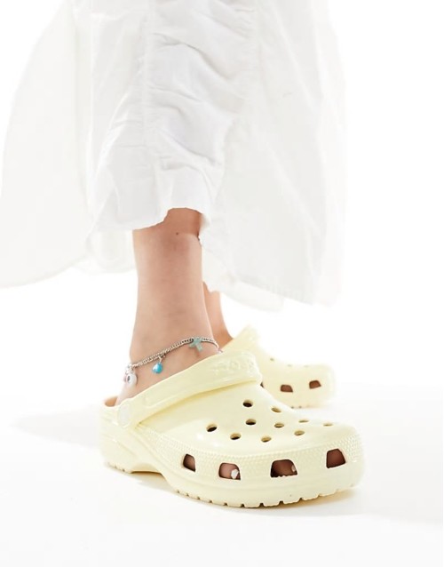 Classic Clogs In High Shine Buttercream