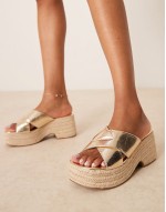 ‌Stylish Toy cross strap wedges in gold