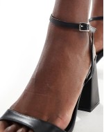 Wink 2 block heeled sandals in black